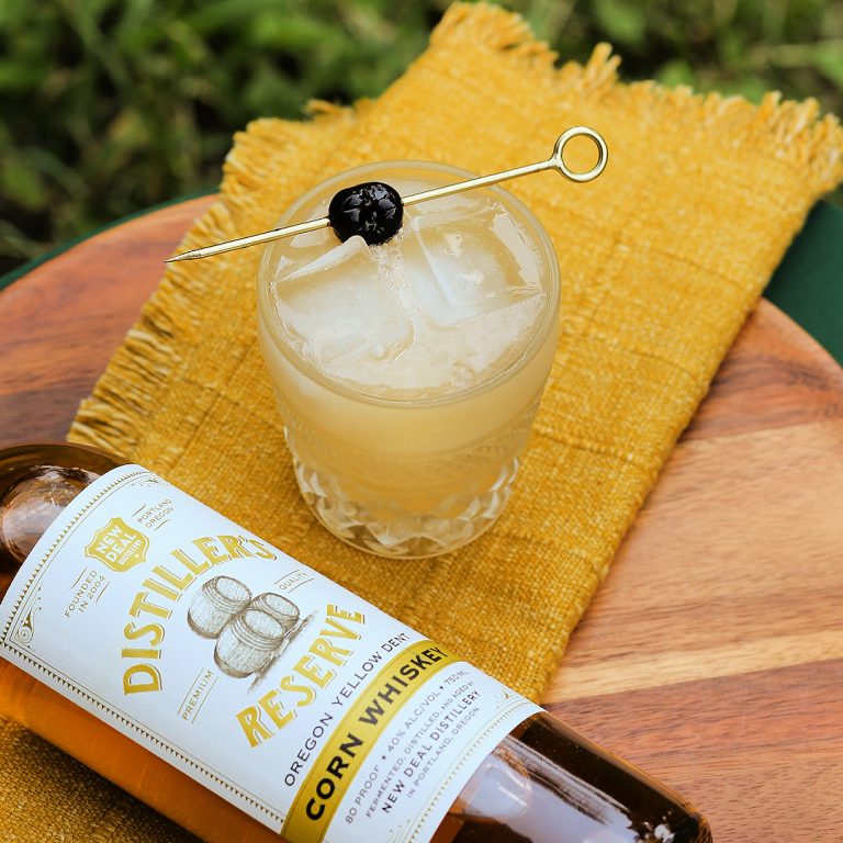 chatanooga dew cocktail with a cherry